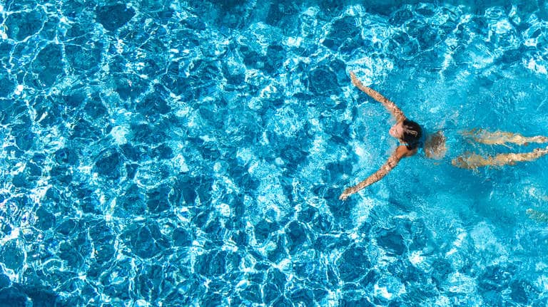 Rénovation piscine polyester Prades-le-Lez