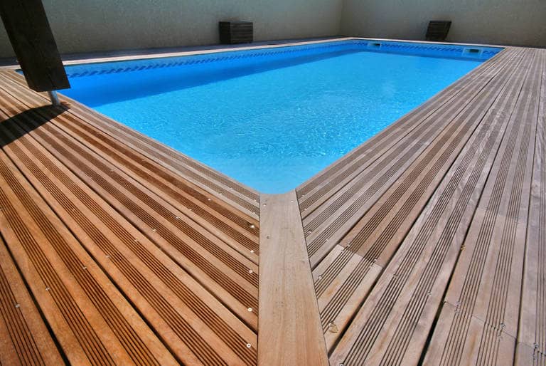 Rénovation piscine carrelage Juvignac